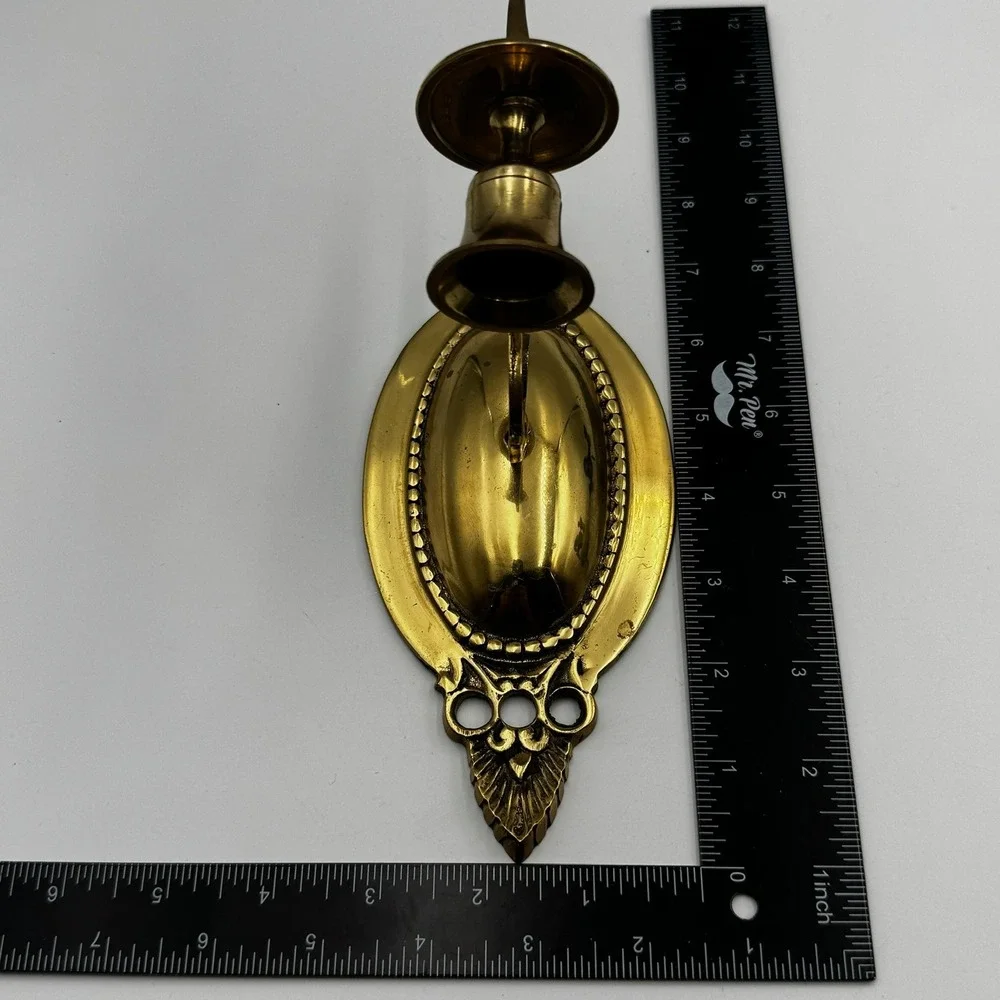 Vintage Solid Brass Wall Sconce Candle Holder‎ Ornate Scrolled Oval Backplate
